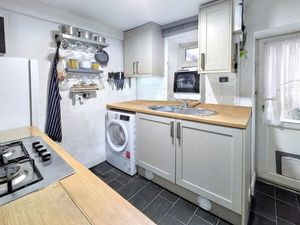 Photo 9- click for photo gallery